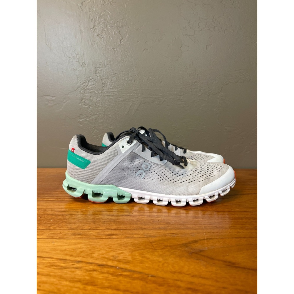 On Cloudflow Running Shoes Womens 10.5 Gray Glacier Cushioned Athletic Sneakers
